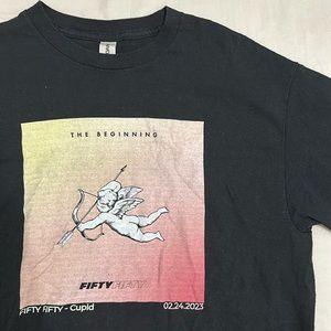 Gildan T-shirt Size Medium​